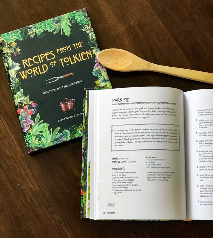Simon & Schuster - Recipes from the World of Tolkien by Robert Tuesley Anderson