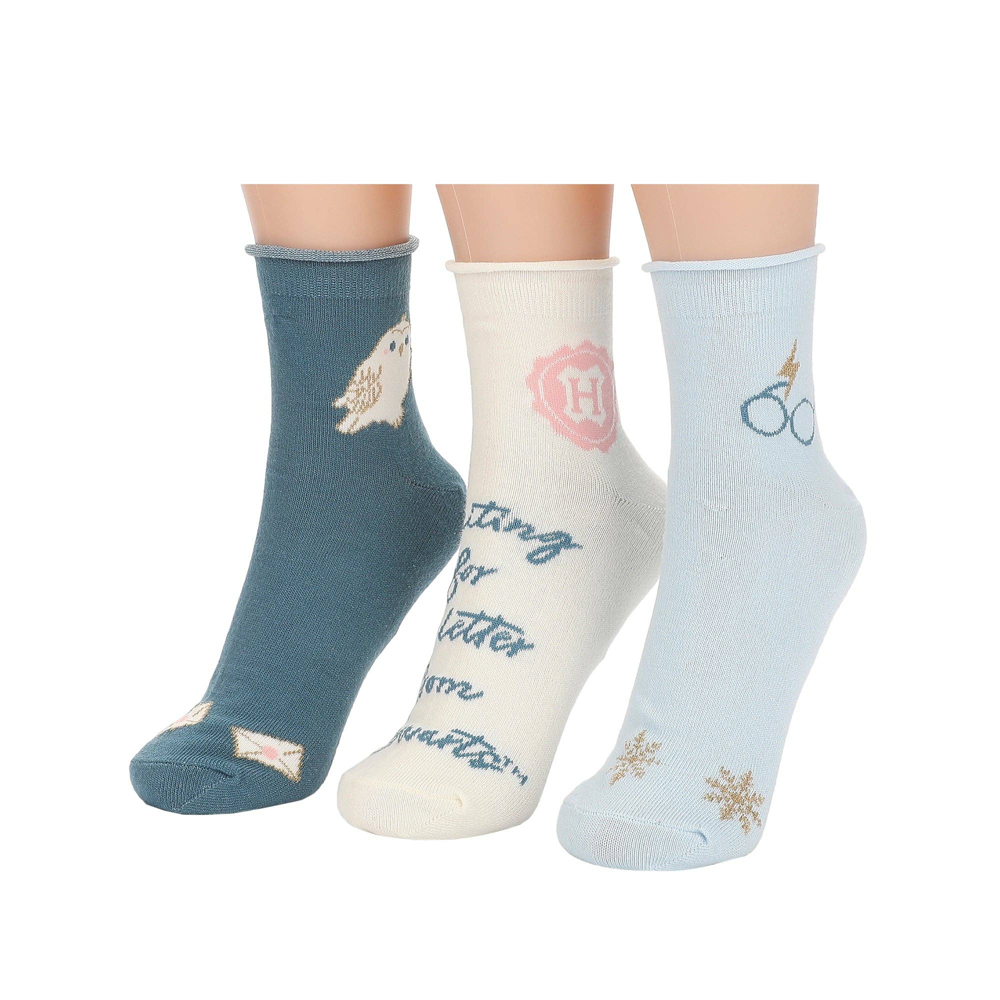 Bioworld Merchandising - Harry Potter Hogwarts Holiday Womens Casual Quarter Crew Socks 3 Pack