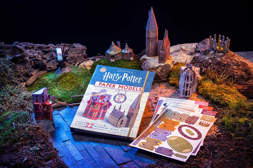 Simon & Schuster - Harry Potter Paper Models by Moira Squier