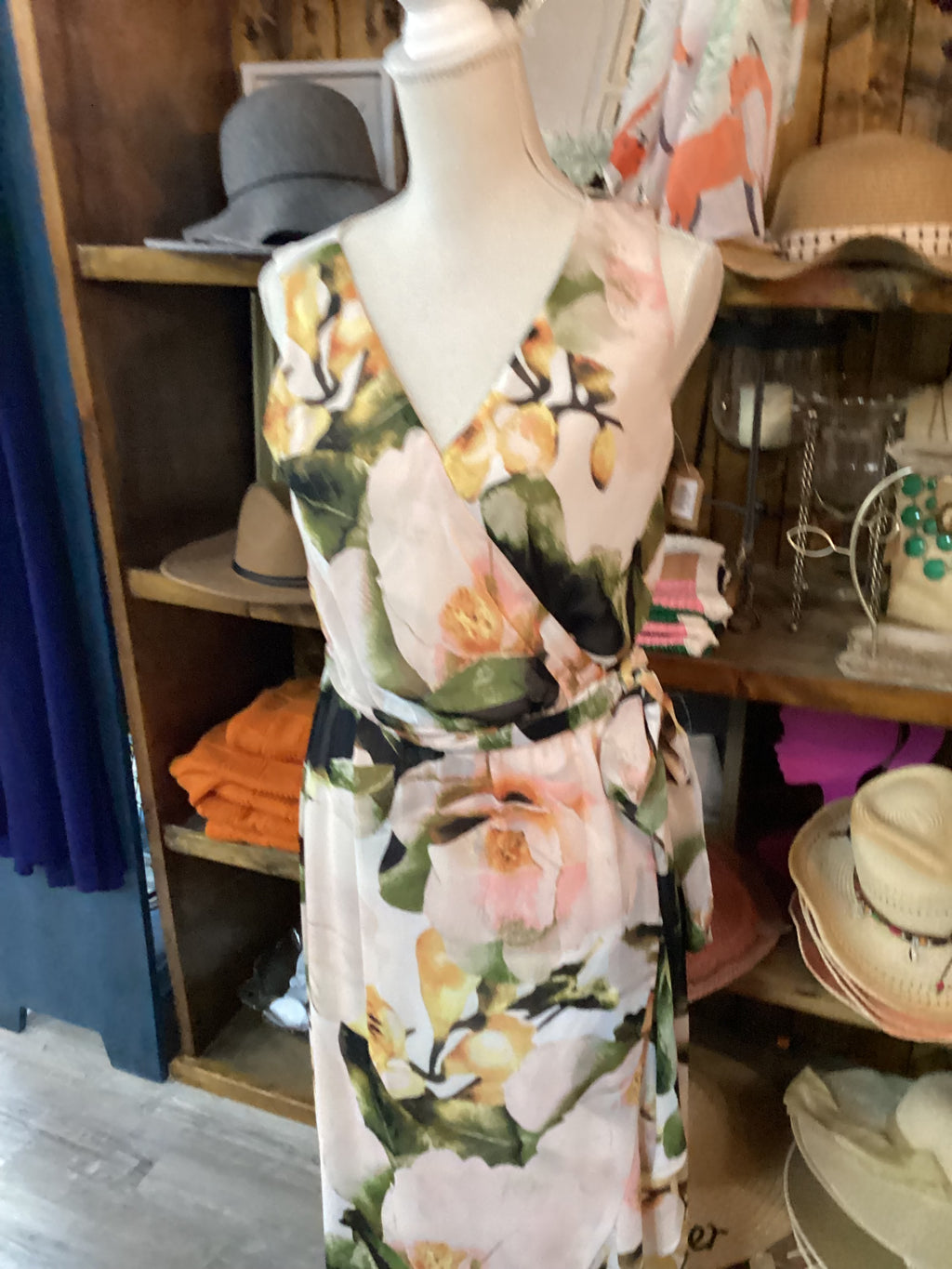 Sangria Peach Floral Maxi Dress Size 6