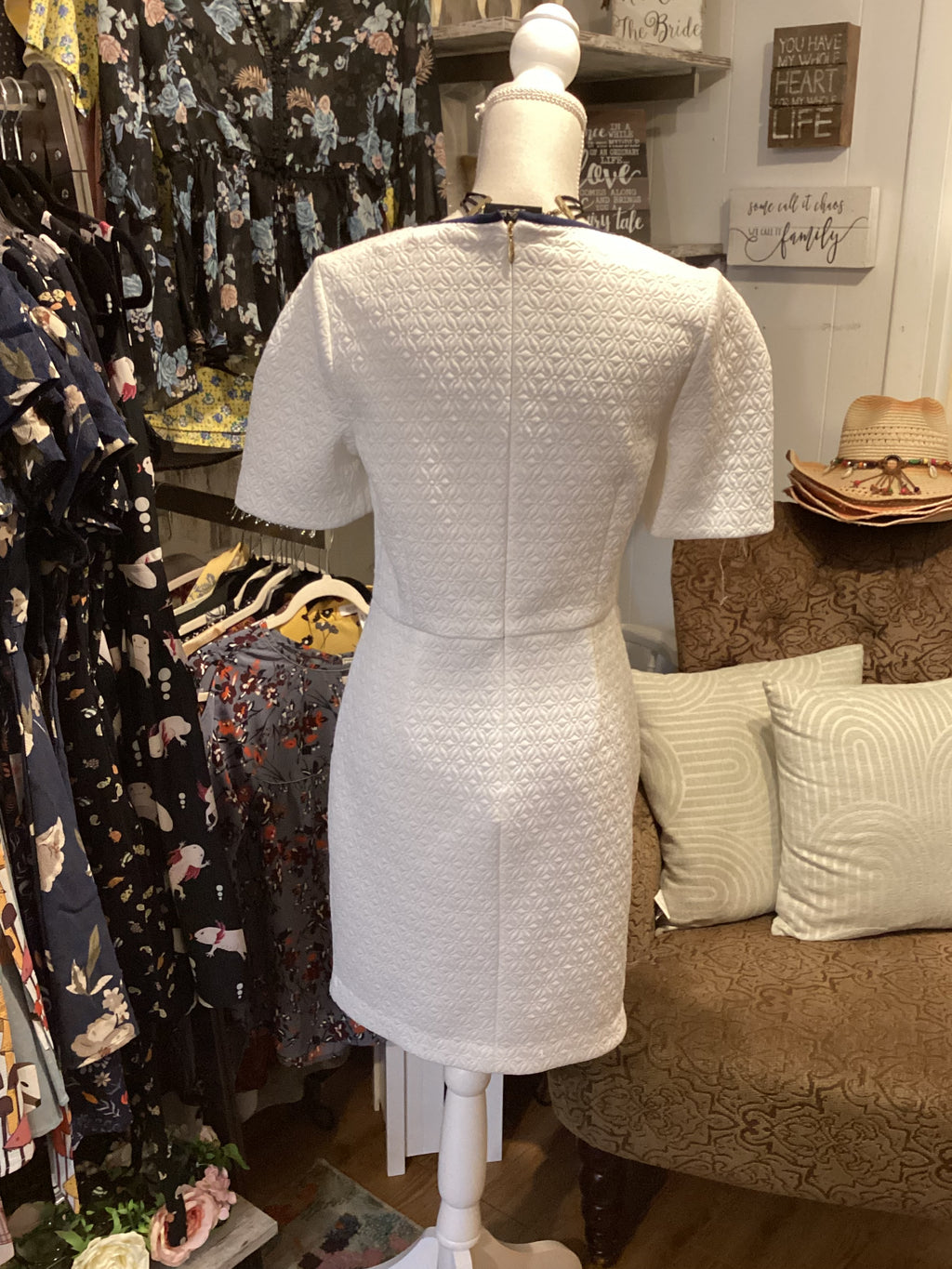 Draper James White Patterned Business Casual Dress Size 6