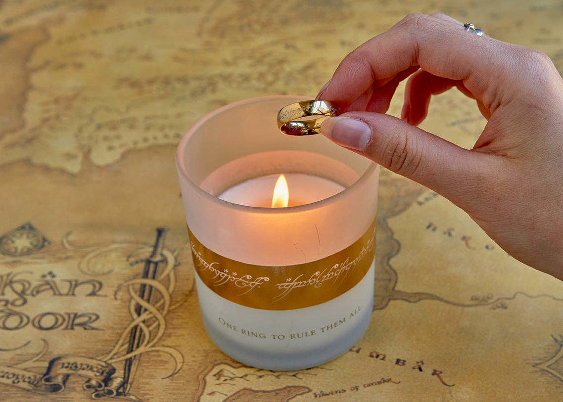 Insight Editions - #1 Pop Culture Publisher - The Lord of the Rings: The One Ring Glass Candle