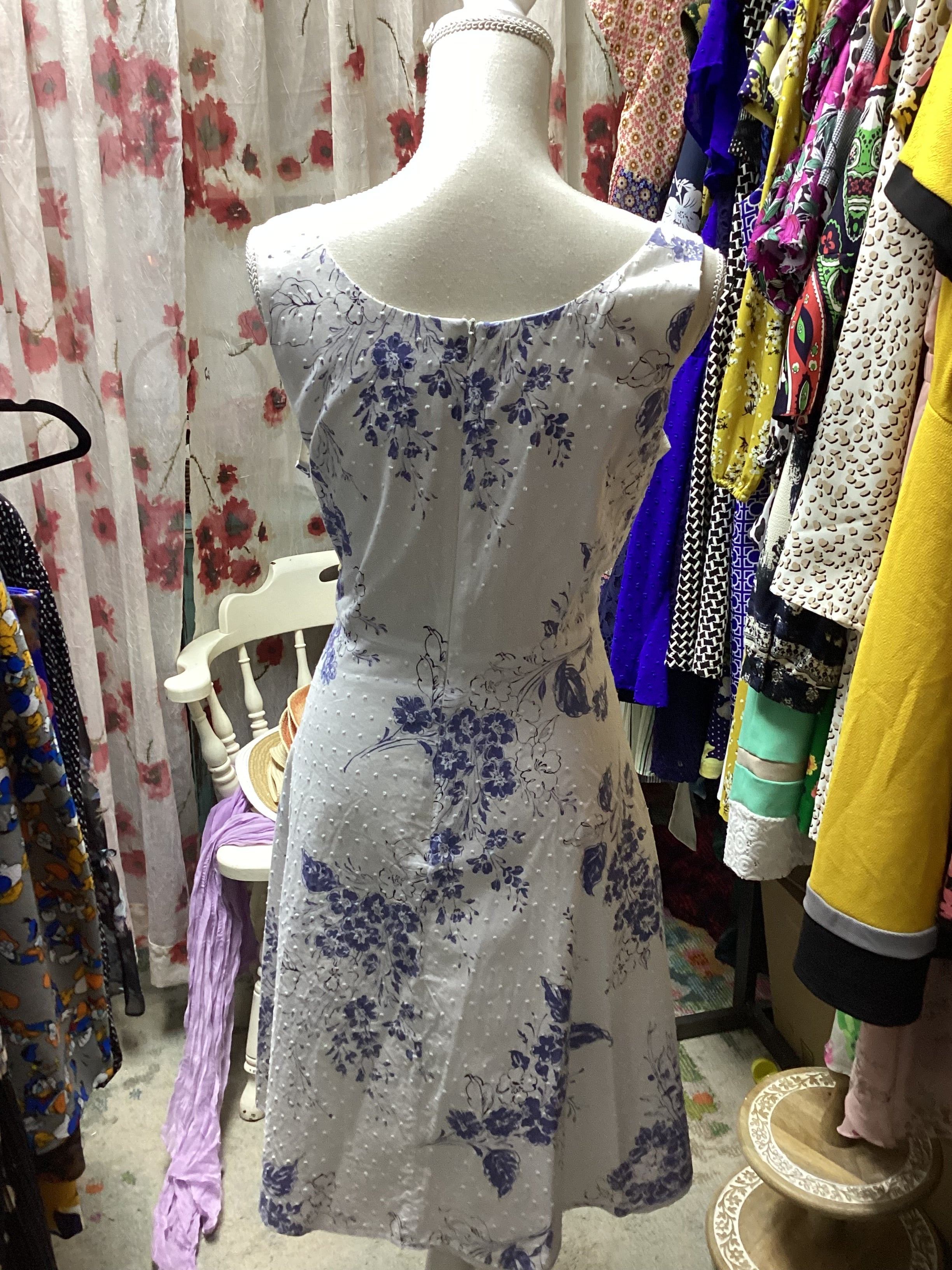 Dressbarn White and Blue Floral Dress Size small