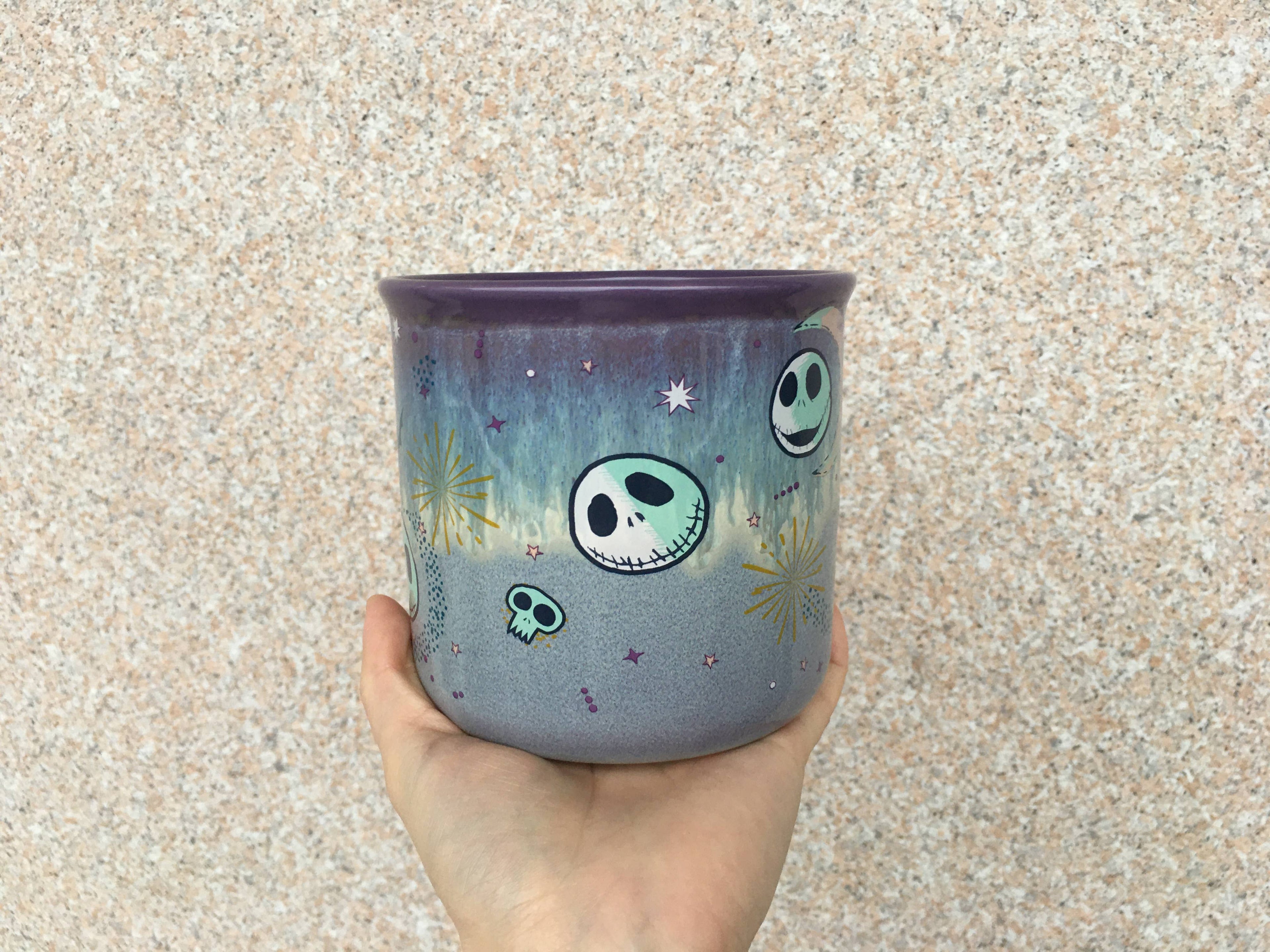 Silver Buffalo - Nightmare Before Christmas Reactive 20oz Ceramic Camper Mug