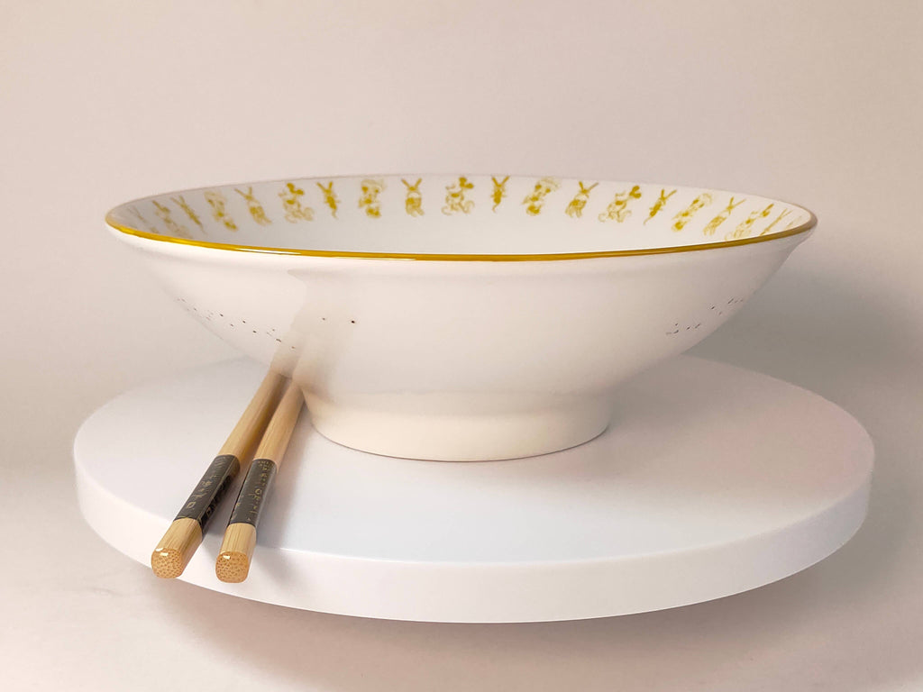 Silver Buffalo - Mickey Minnie Calligraphy Boxed 30oz Ceramic Ramen Bowl