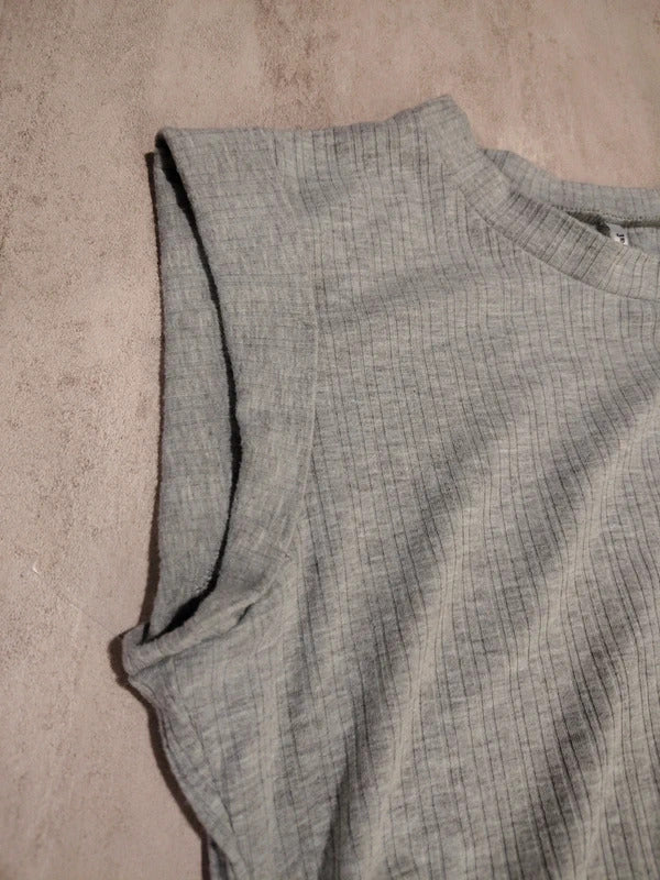 Women's Gray Ribbed Stretch Tee size Small
