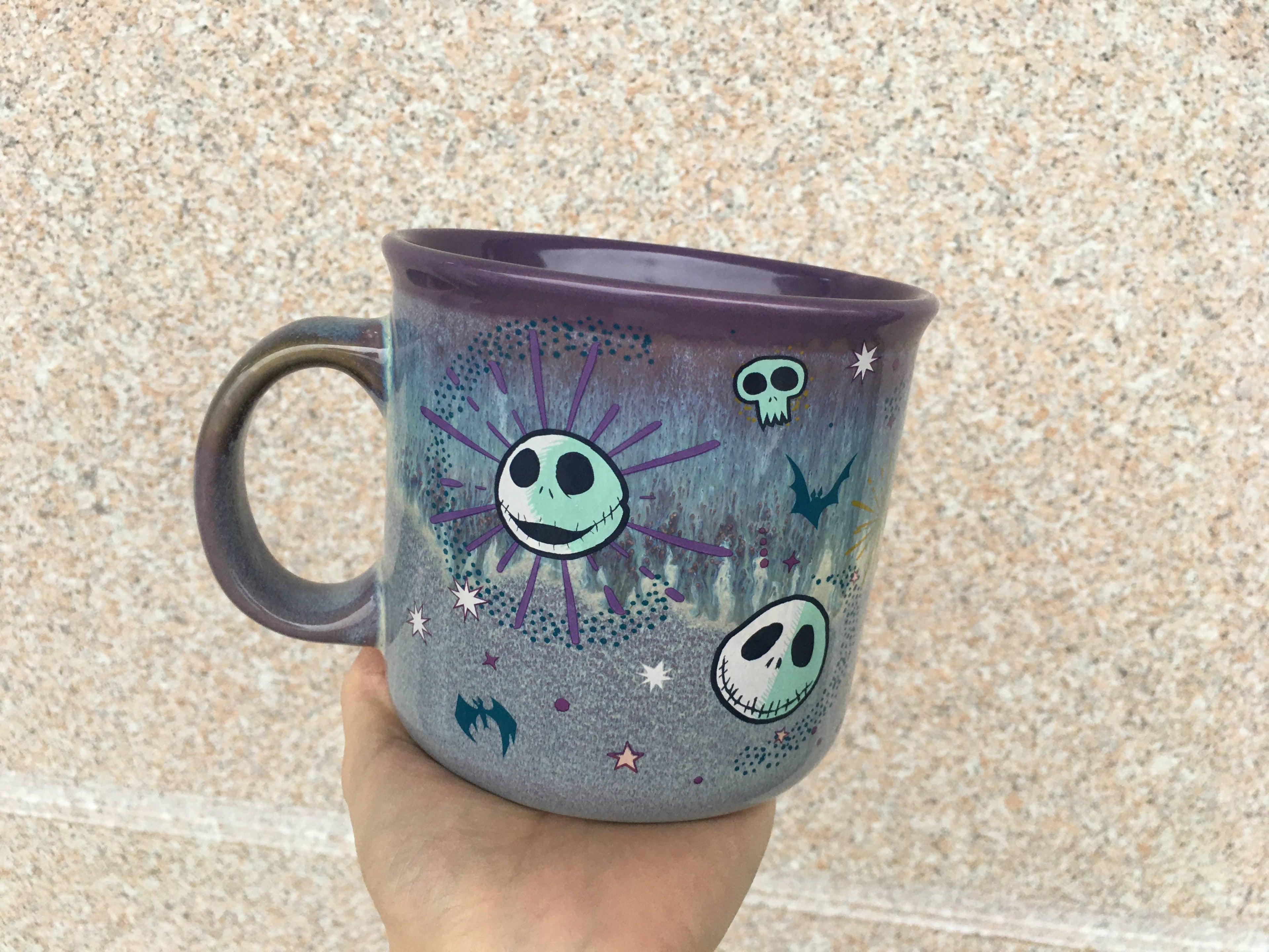 Silver Buffalo - Nightmare Before Christmas Reactive 20oz Ceramic Camper Mug