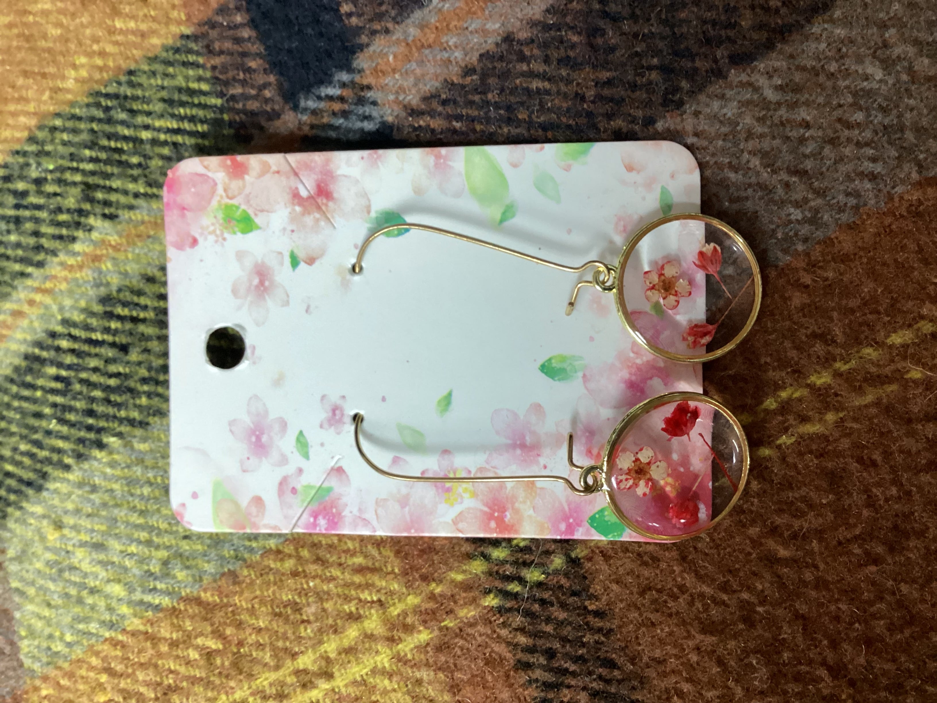 Round Pressed Flower Dangle Earrings