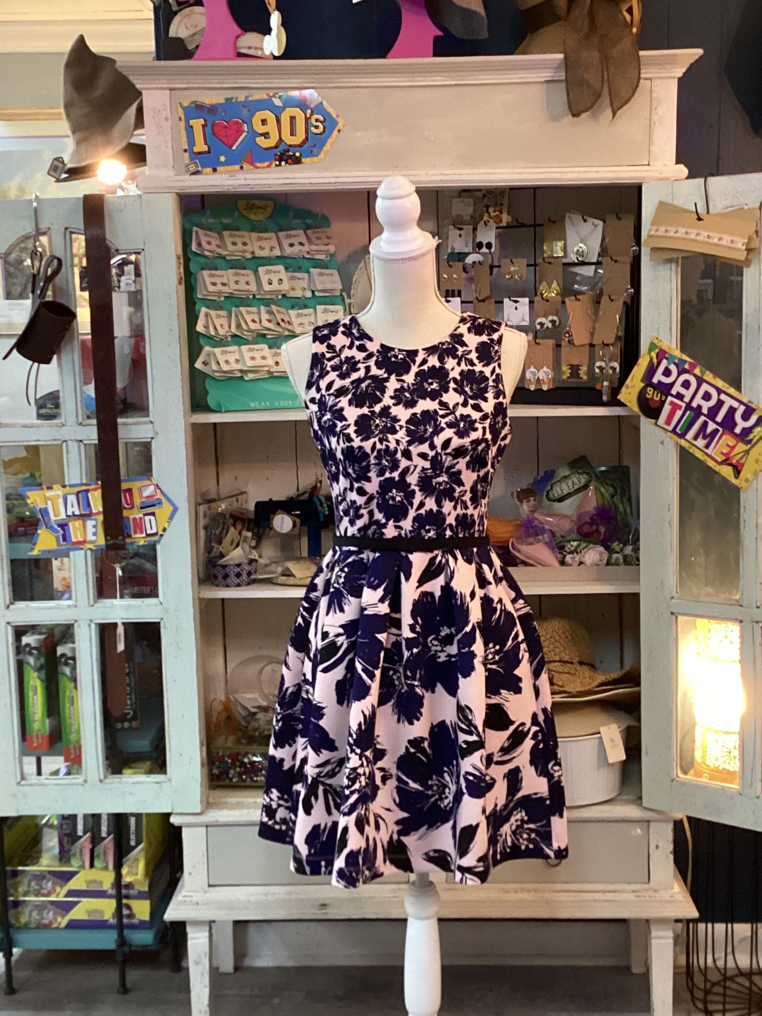 Katherine H Pink and Navy Floral Dress Size 6