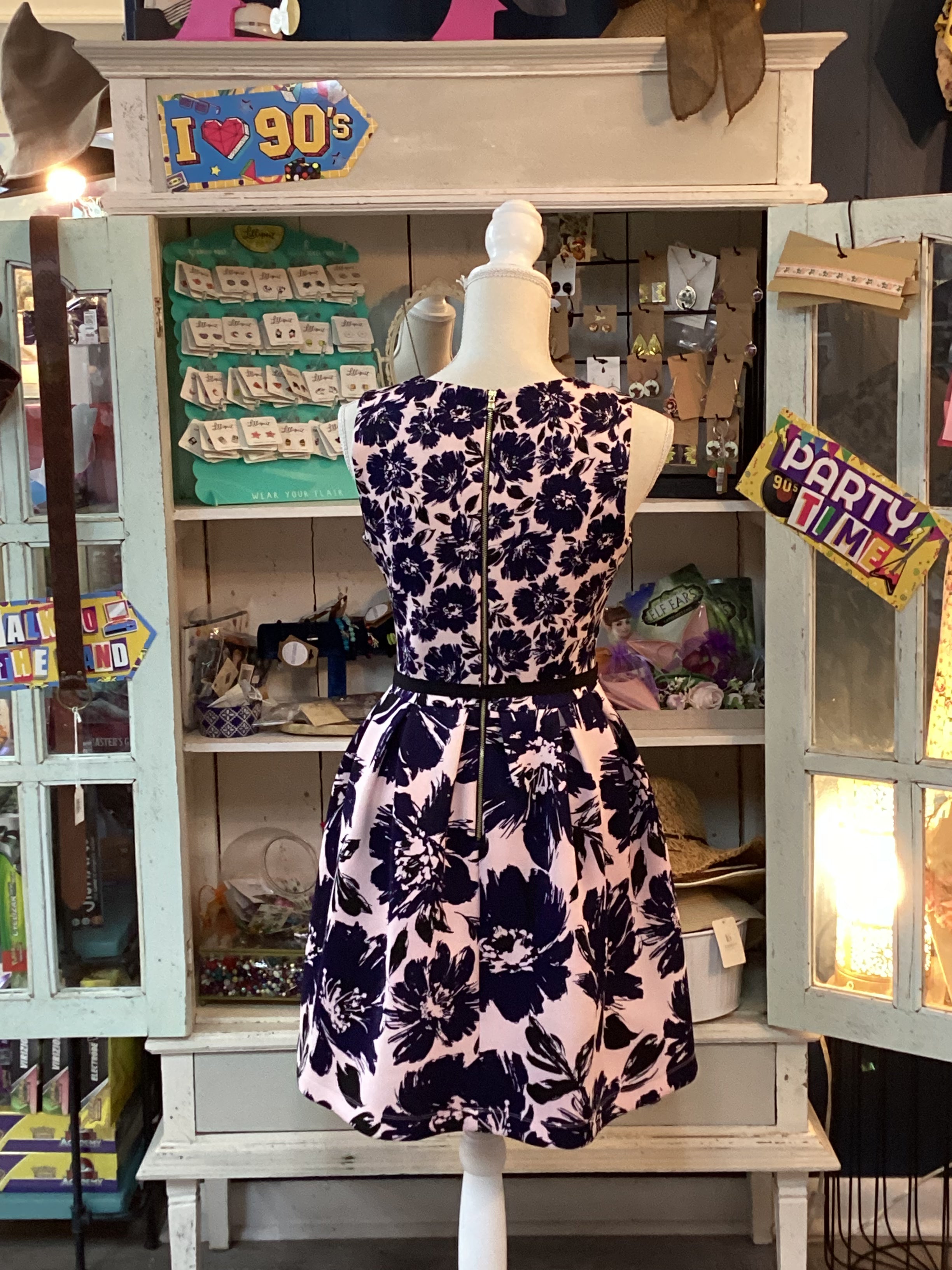 Katherine H Pink and Navy Floral Dress Size 6