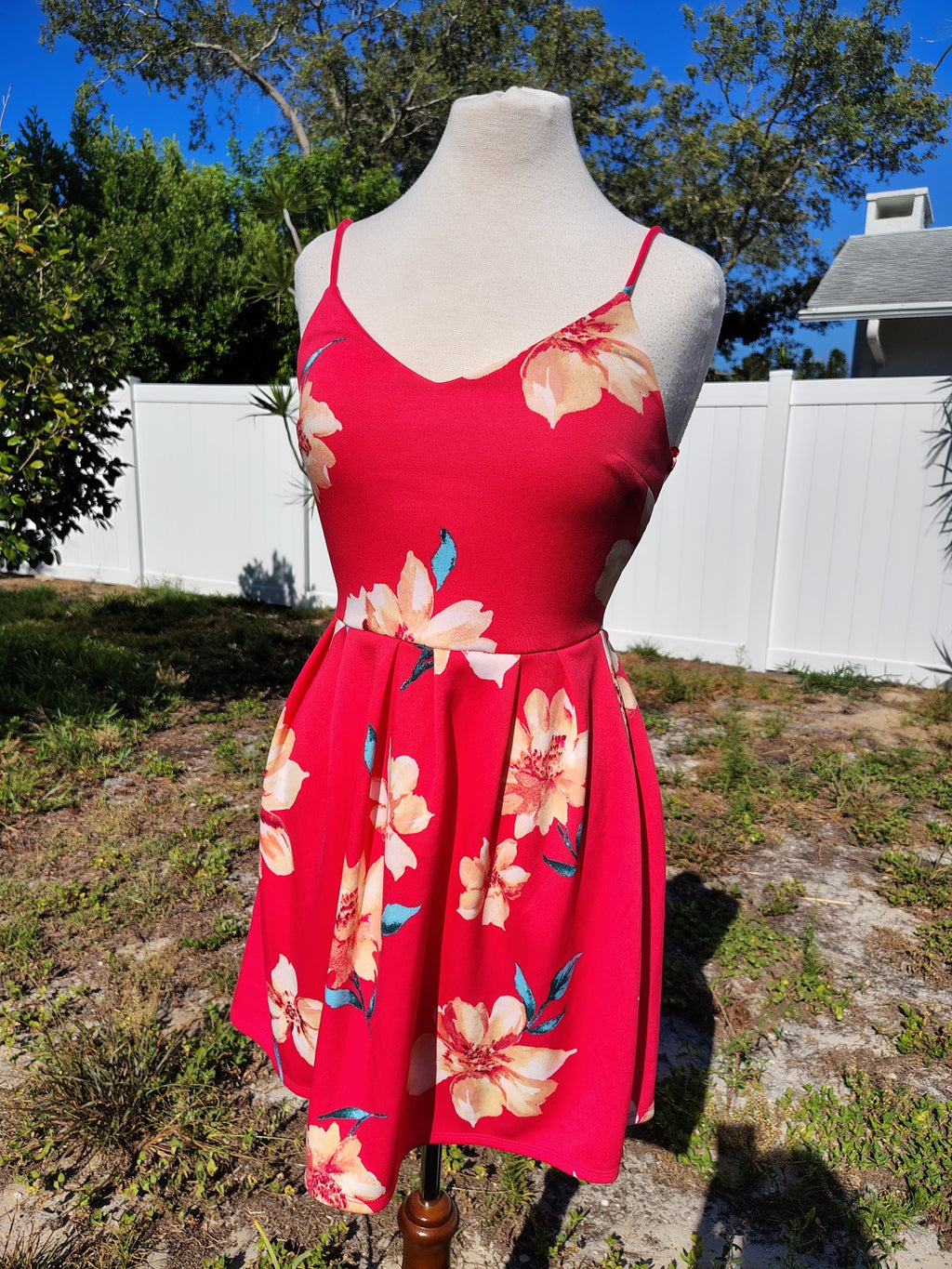 Monteau Coral & Floral Print Dress Size Small juniors