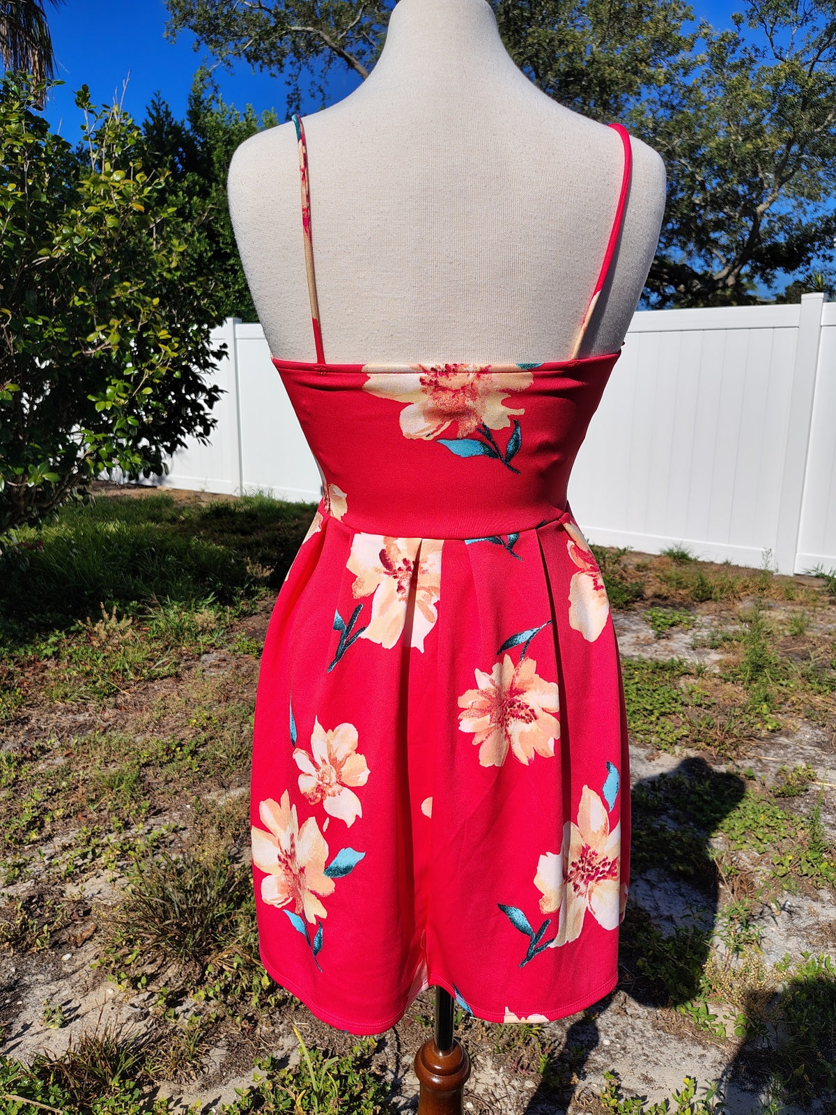 Monteau Coral & Floral Print Dress Size Small juniors