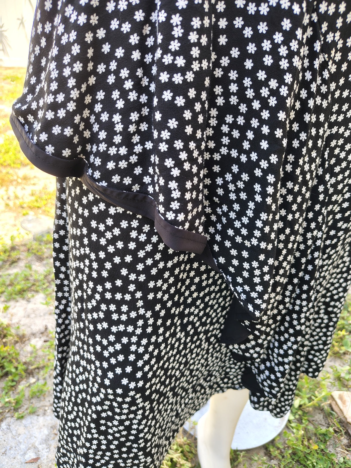 Rachel Zoe Black & White Women's Skirt Size 4