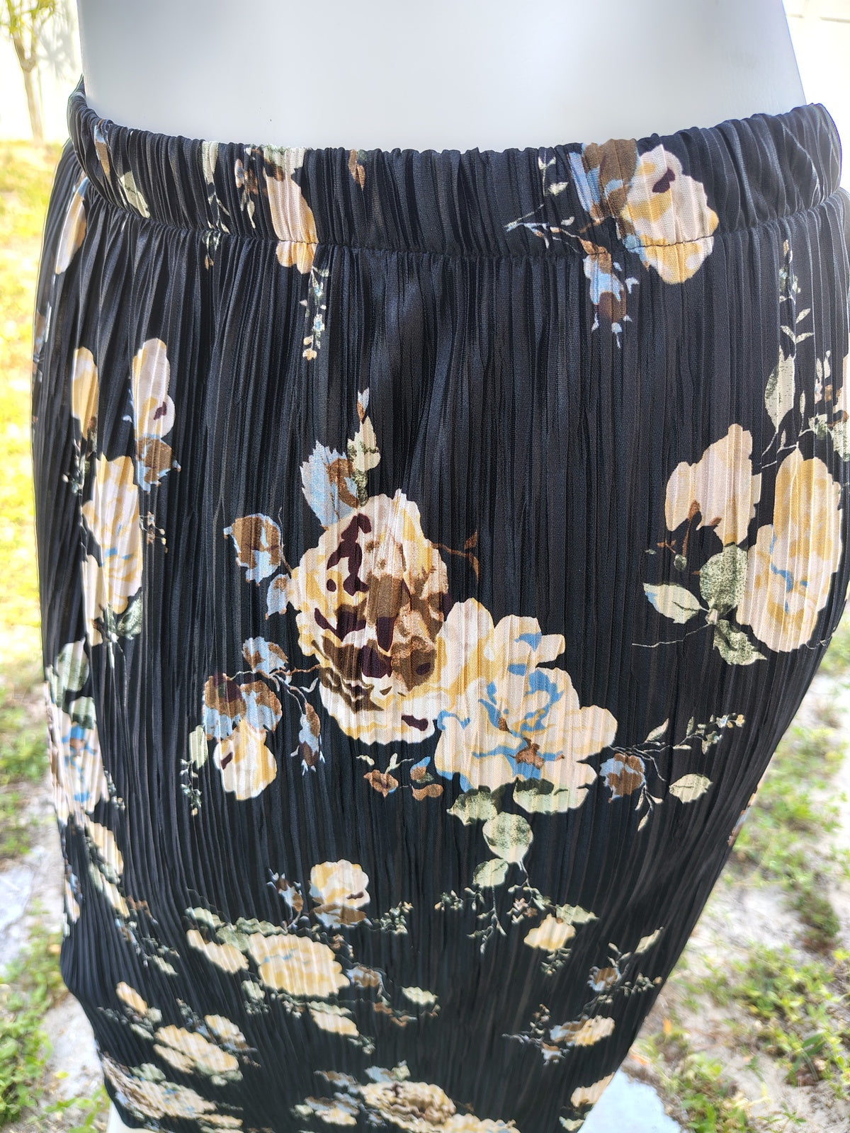 Everleigh Maxi Skirt Size Large Women's