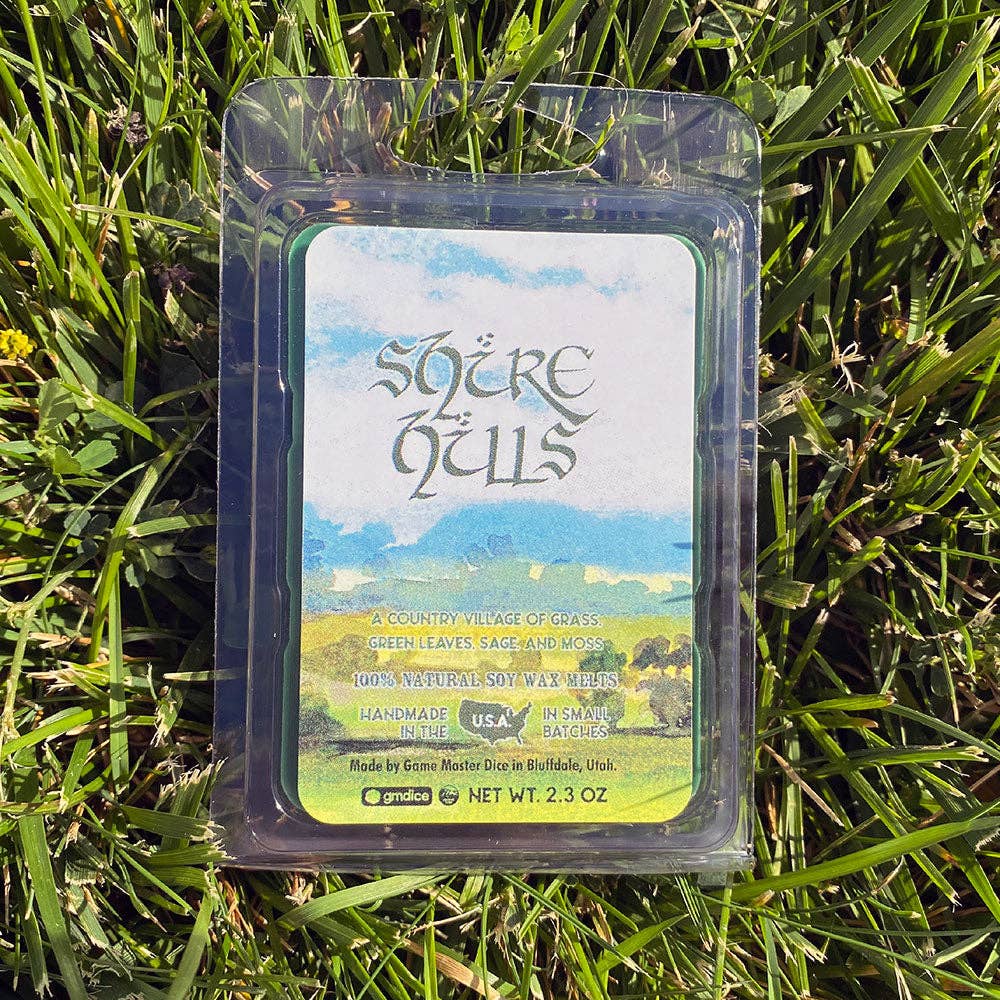 Game Master Dice - Shire Hills Candle
