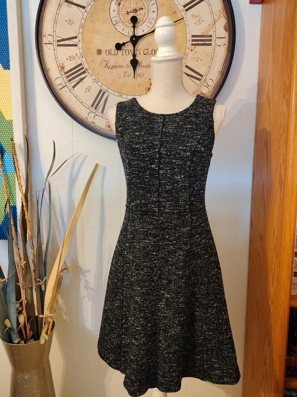 Talbots Petite Black & White Knit Dress Size 8P