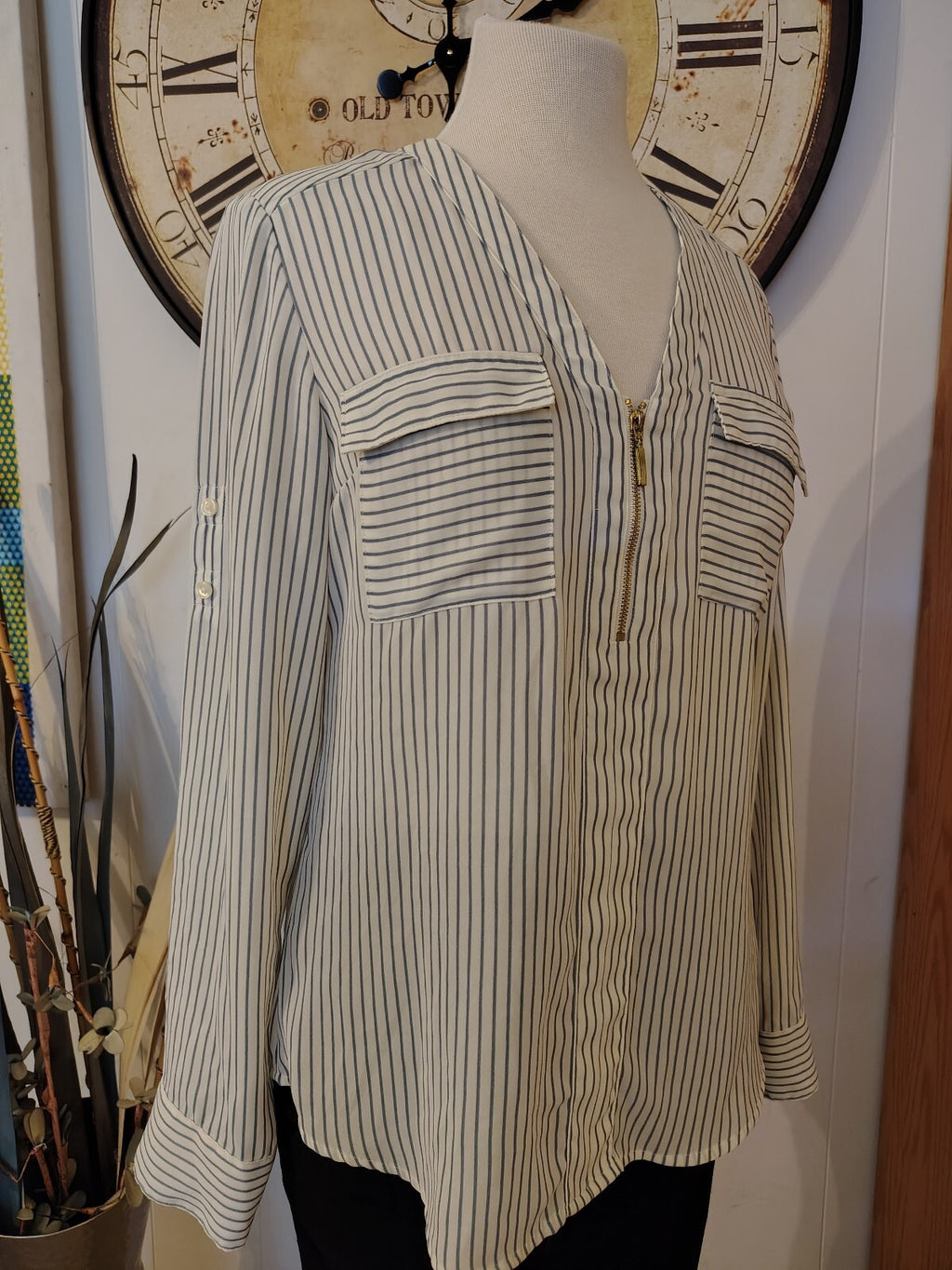 Express Women's White and Gray Striped Long Sleeve Blouse Sm