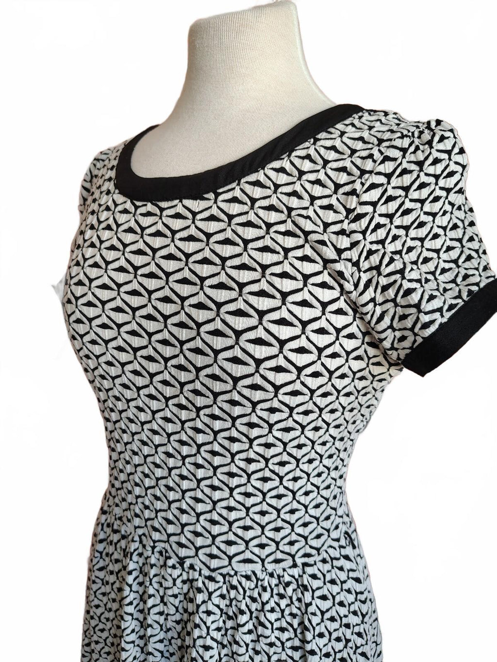 Skies are Blue Black & White Stretch Dress Women's Small