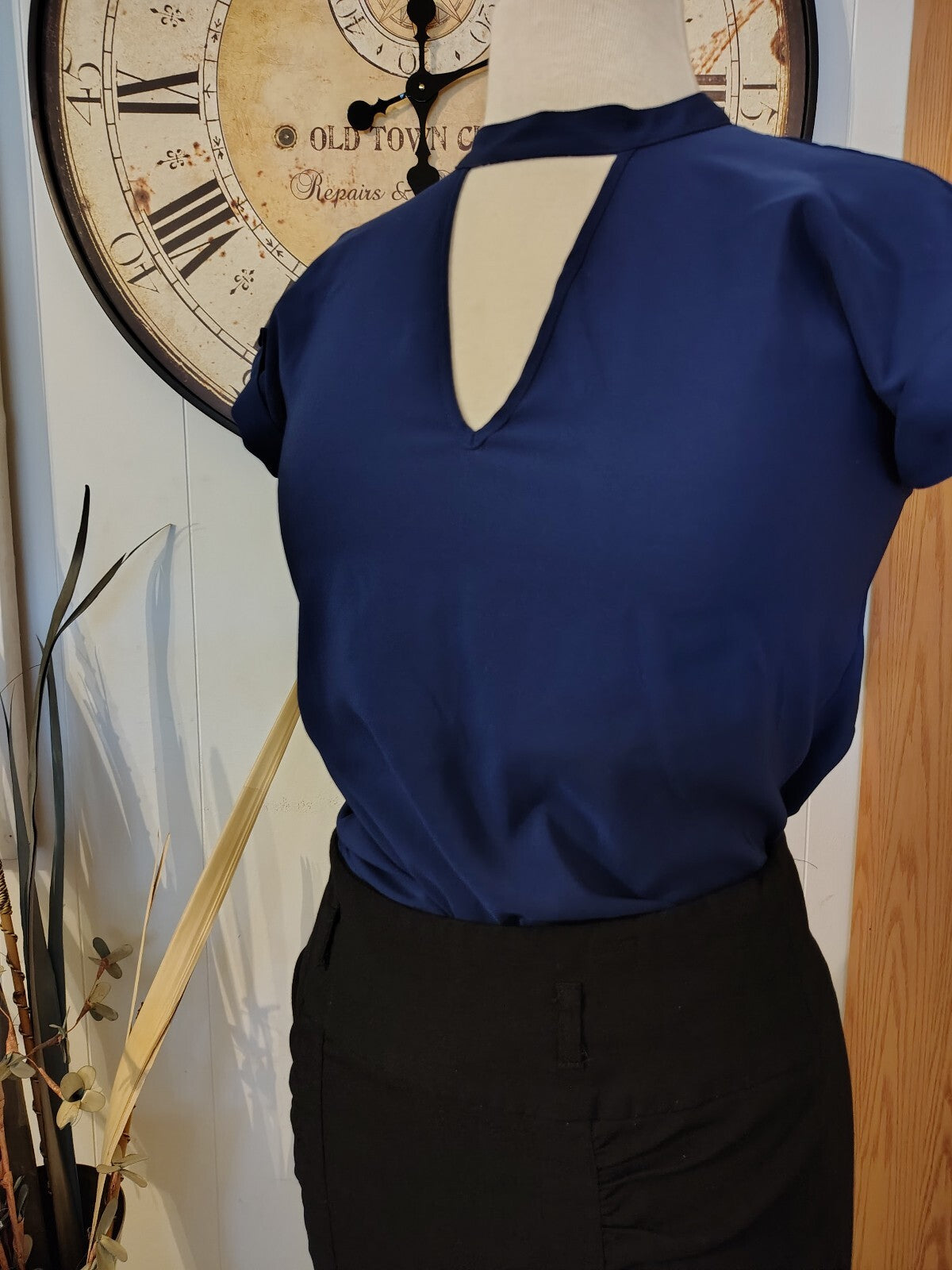 Navy Blue Short Sleeve Blouse with Keyhole Neck Express XS