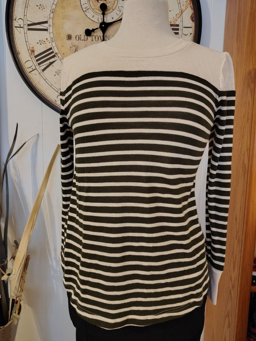 LOFT Women's XS Striped Long Sleeve Cotton Blend Sweater
