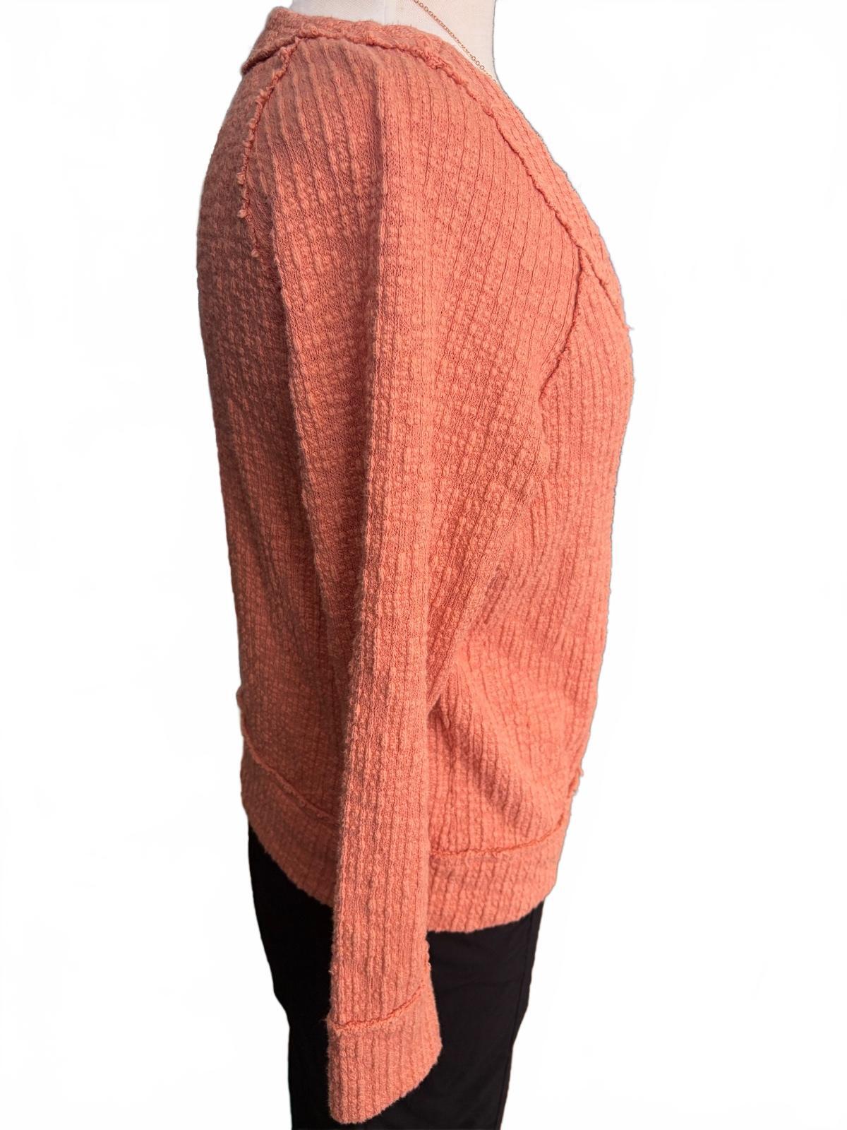 Two by Vince Camuto Women's Coral Textured Button-Up Shrug