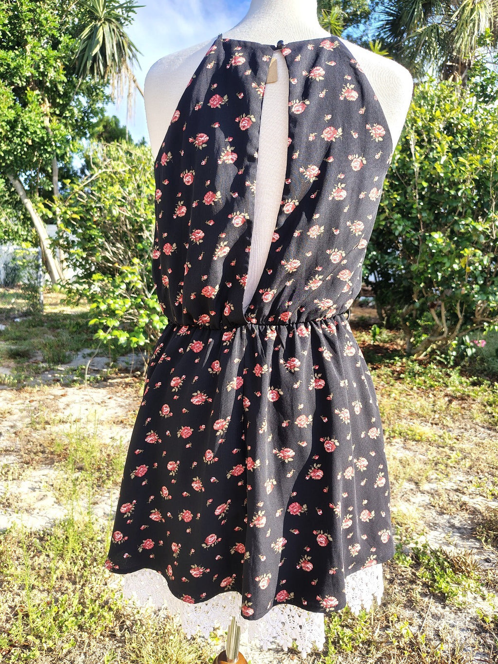 Papaya Black Floral Dress Size Large Jr