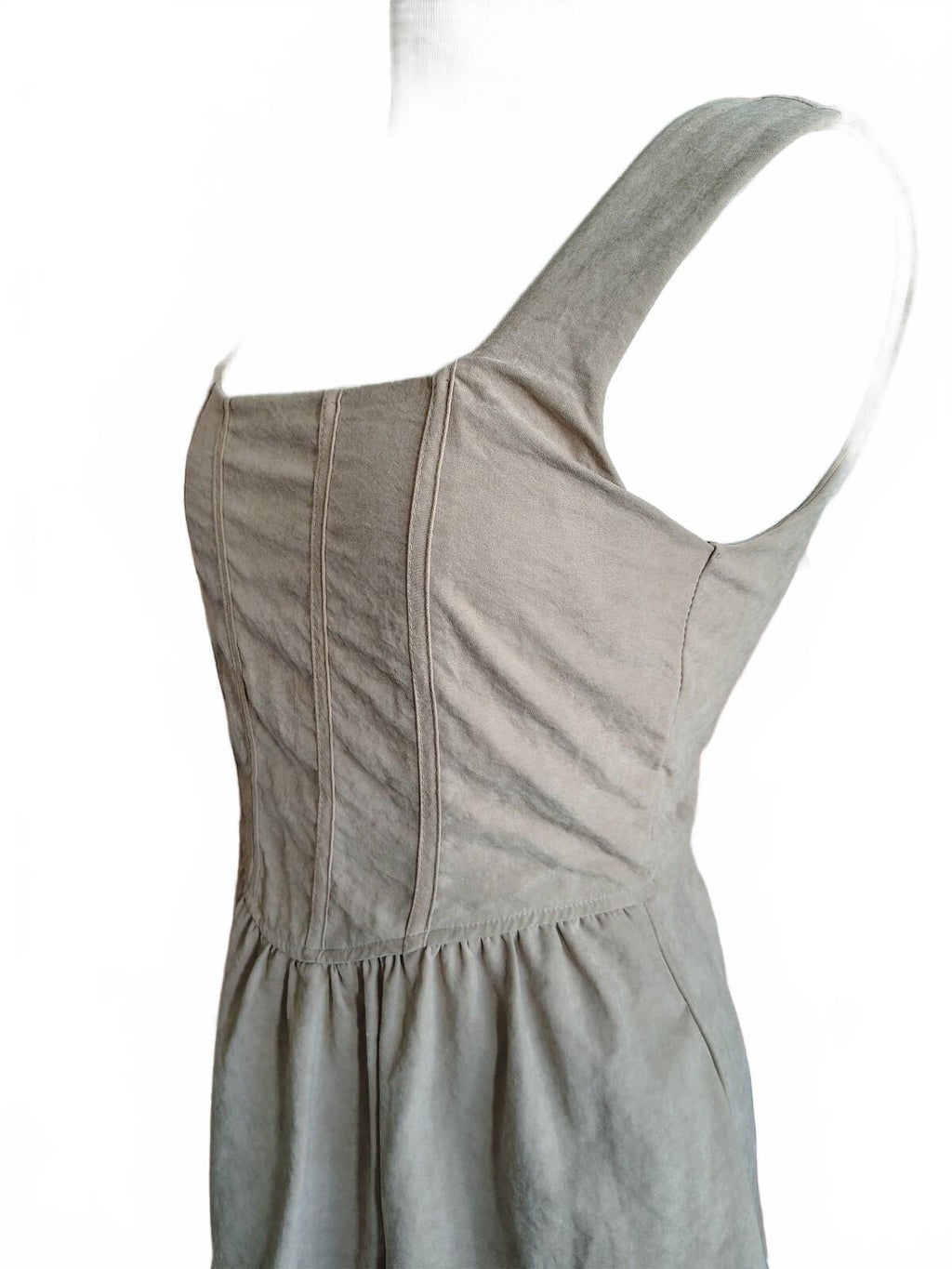 Kirious Los Angeles Beige Sleeveless Mini Dress Medium