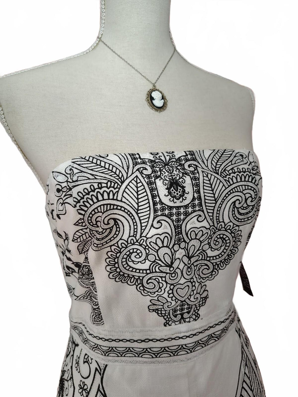 NY & Co Strapless Sheath Dress White Black NWT Sz 2