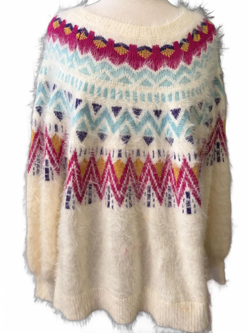Time & Ttru Women's XXL Fluffy Patterned Shrug Sweater