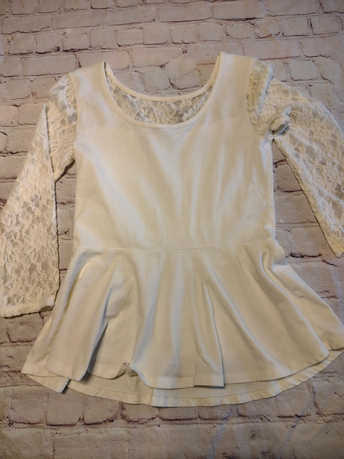 Express Women's White Lace Sleeve Peplum Top Size Small