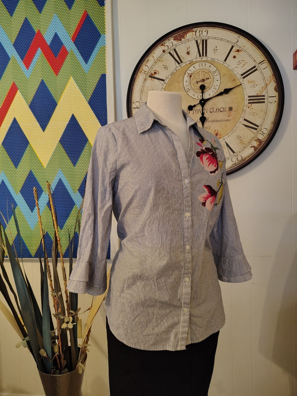 Melissa Paige Women's Black & White Striped Button Shirt PM