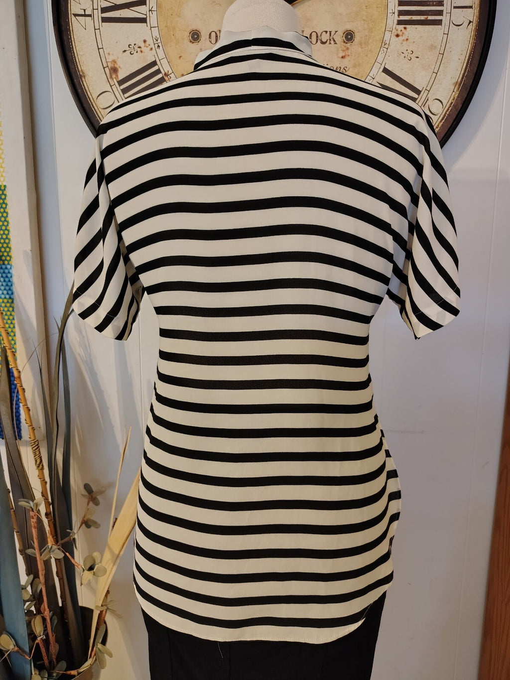 Express Women's Black & White Striped Short Sleeve Blouse XS