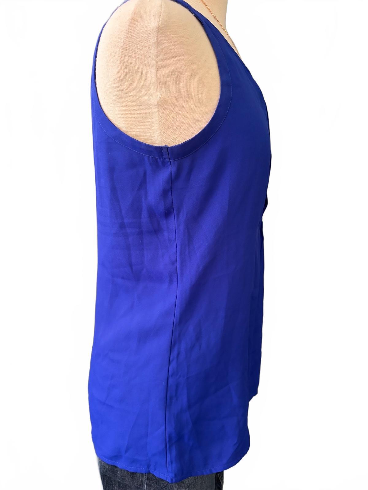 Ann Taylor Women's Blue Top Size Small