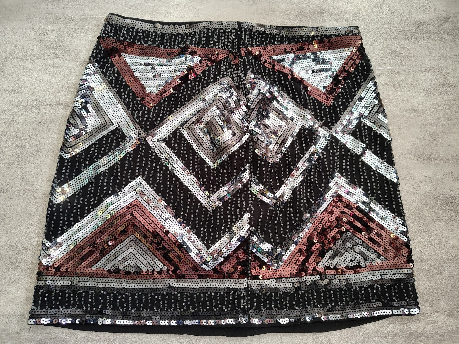 H&M Size 6 Black Sequin Geometric Pattern Mini Skirt