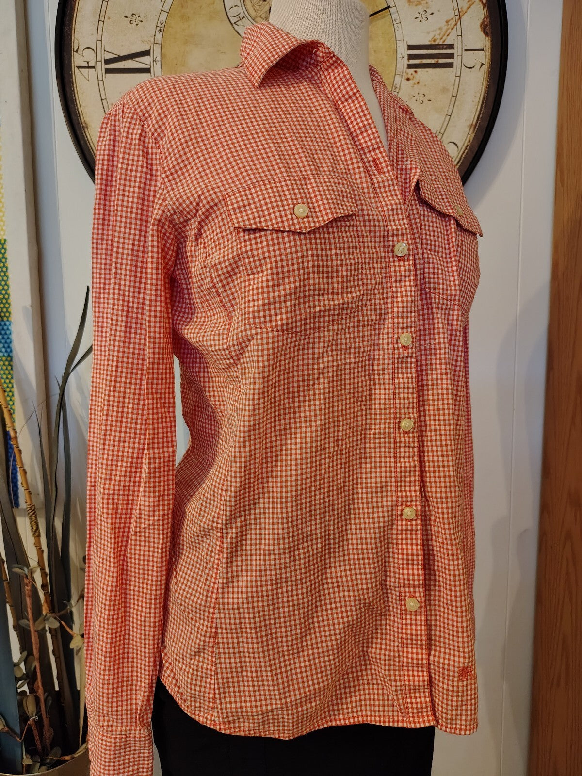Banana Republic Soft Wash Shirt Small Orange and White Check