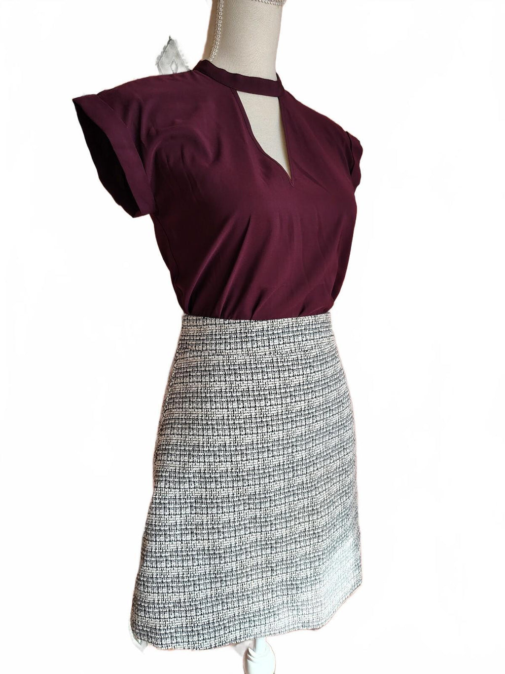 Express Women's Plum Purple Cap Sleeve Keyhole Blouse XS