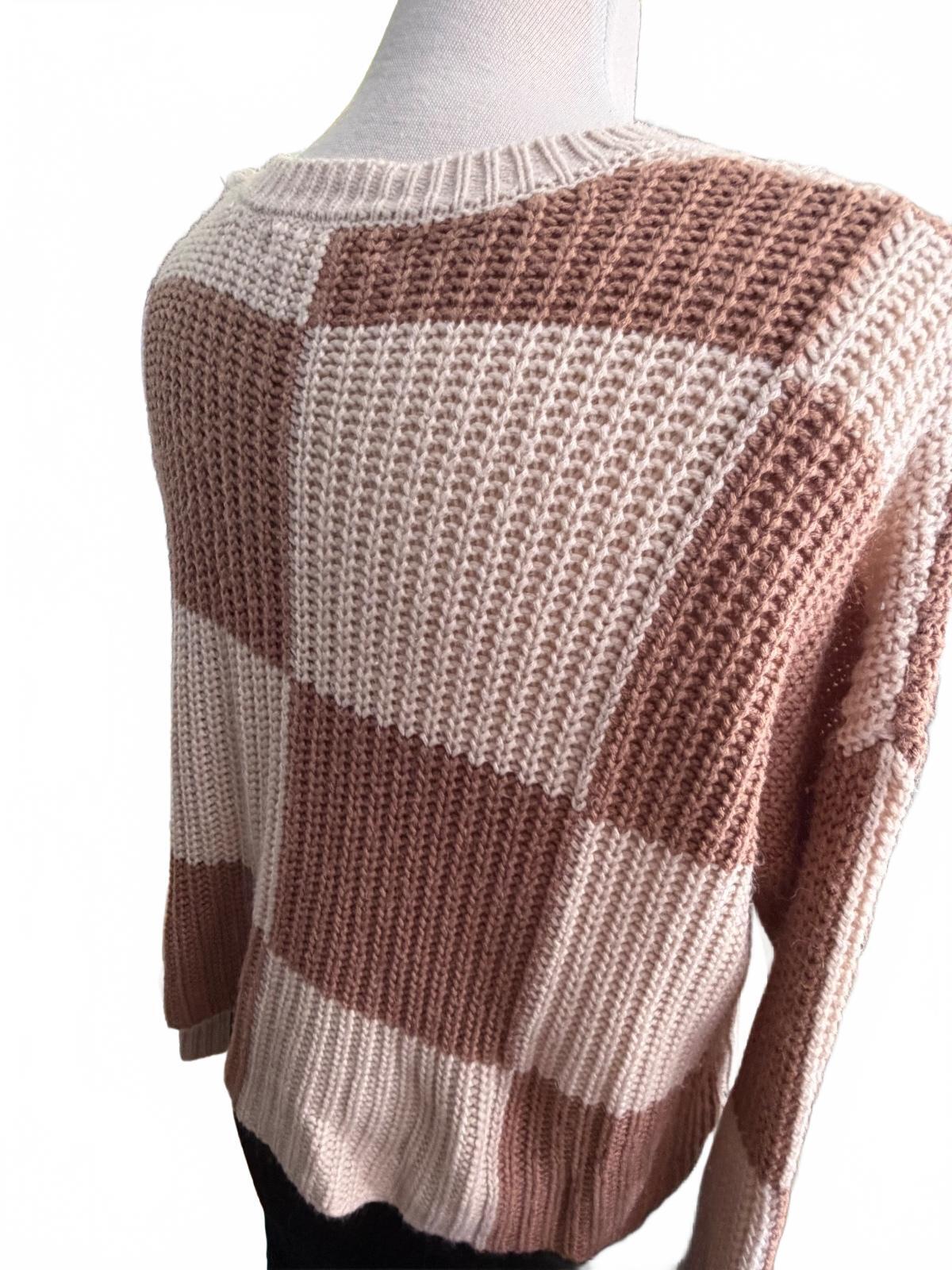 Moon & Madison Women's Size S Chunky Knit Colorblock Shrug