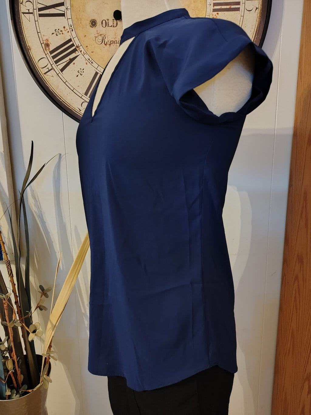 Navy Blue Short Sleeve Blouse with Keyhole Neck Express XS