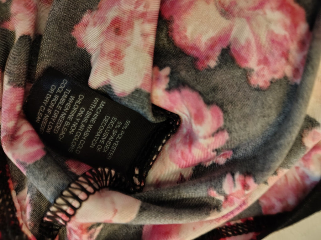 White House Black Market Floral Ruffle Pink Black Y2K Medium
