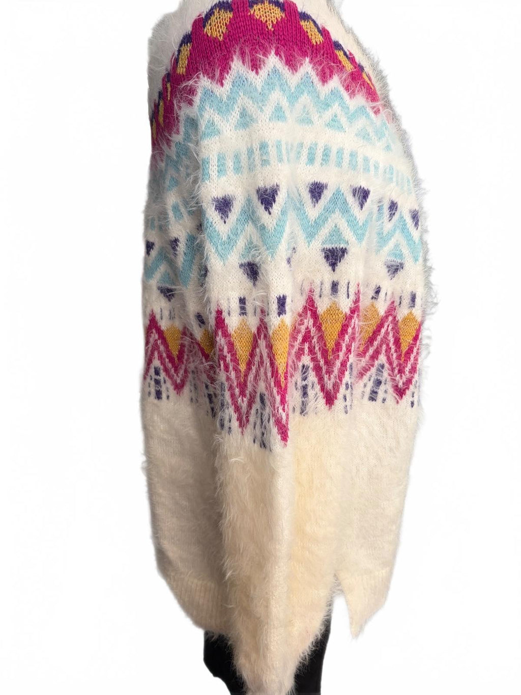 Time & Ttru Women's XXL Fluffy Patterned Shrug Sweater