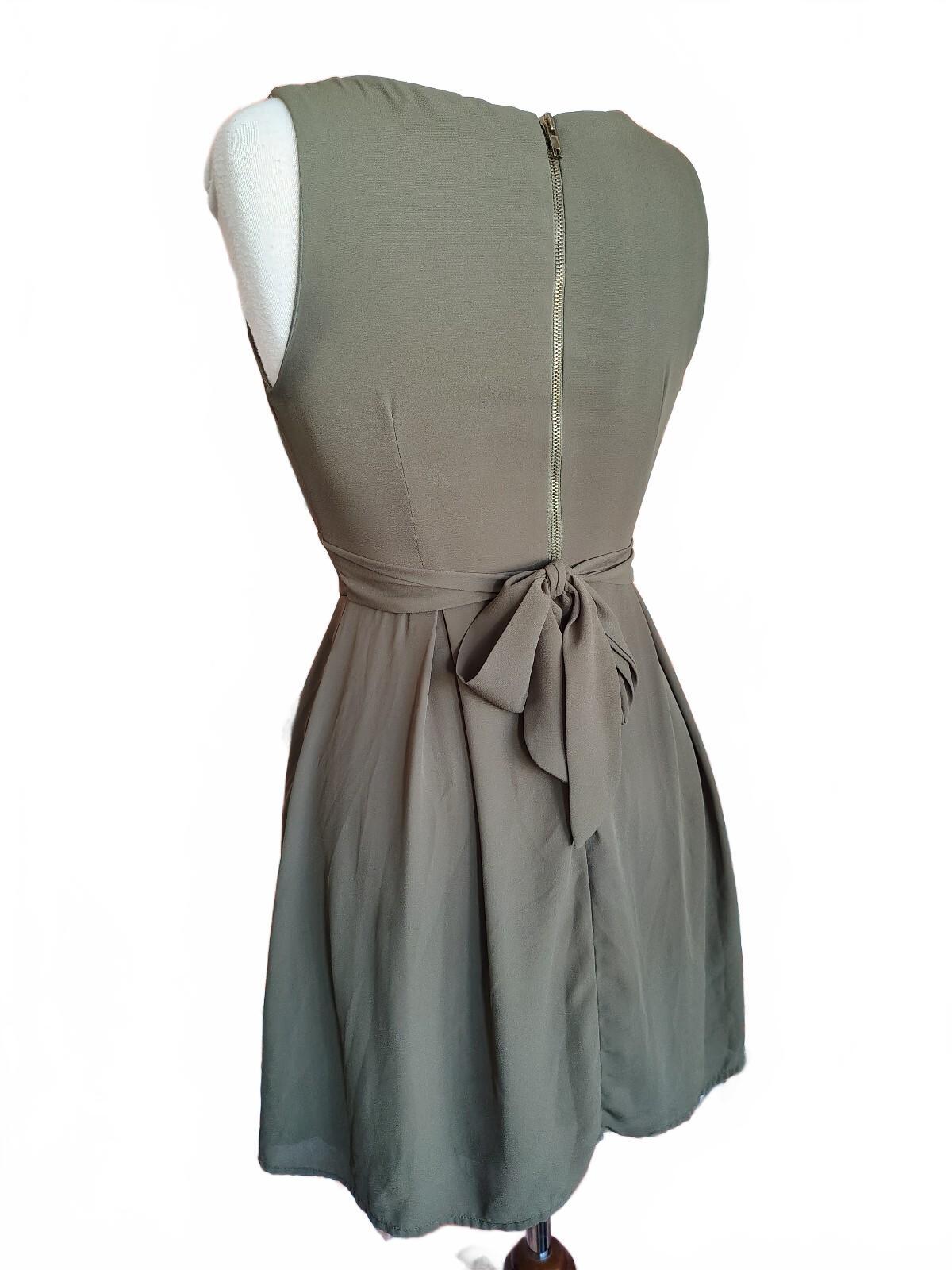 Sleeveless Olive Green V-Neck Dress with Pleated Skirt sz. 7