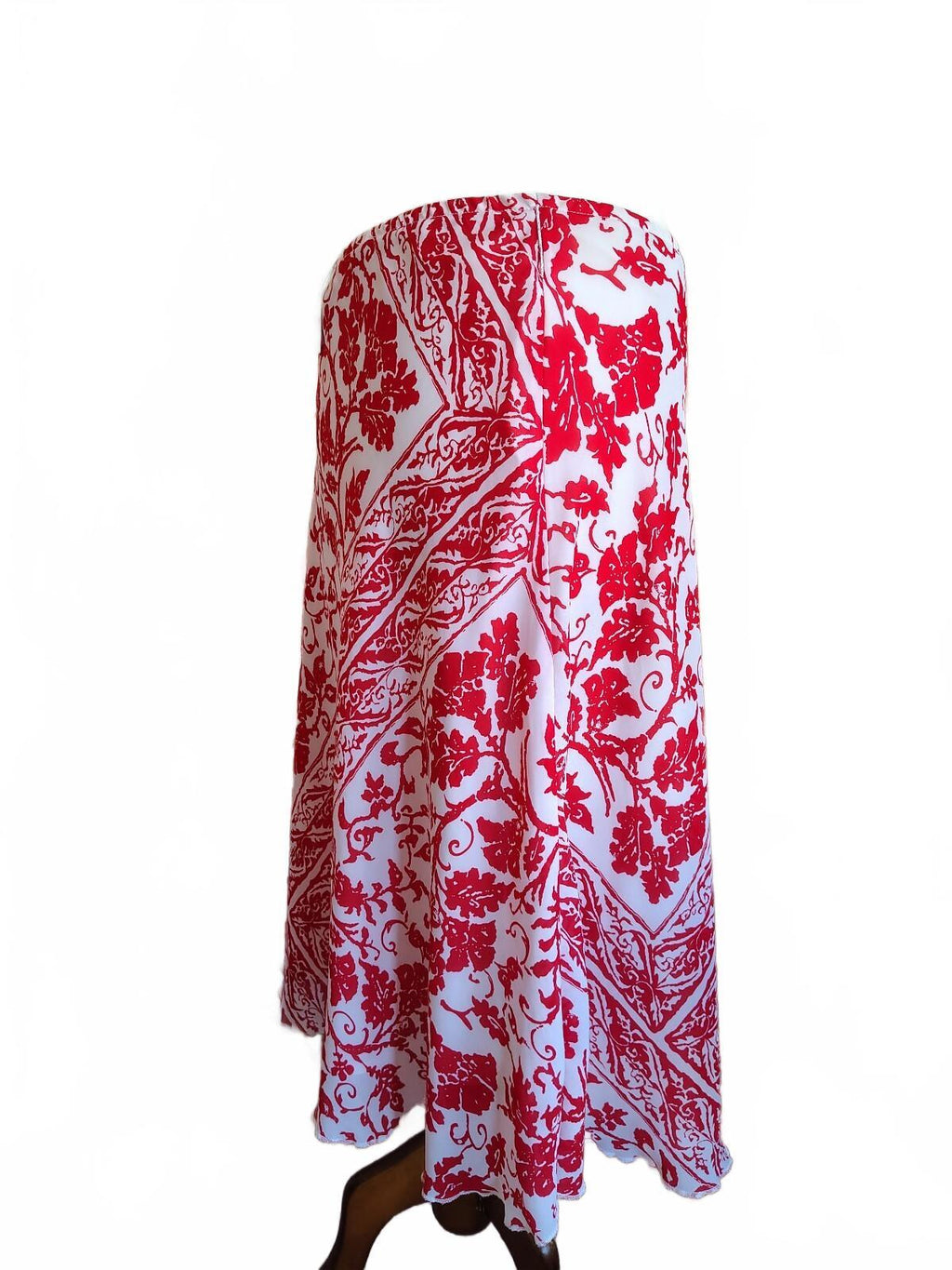 DFA New York Red and White Floral Print Midi Skirt vintage