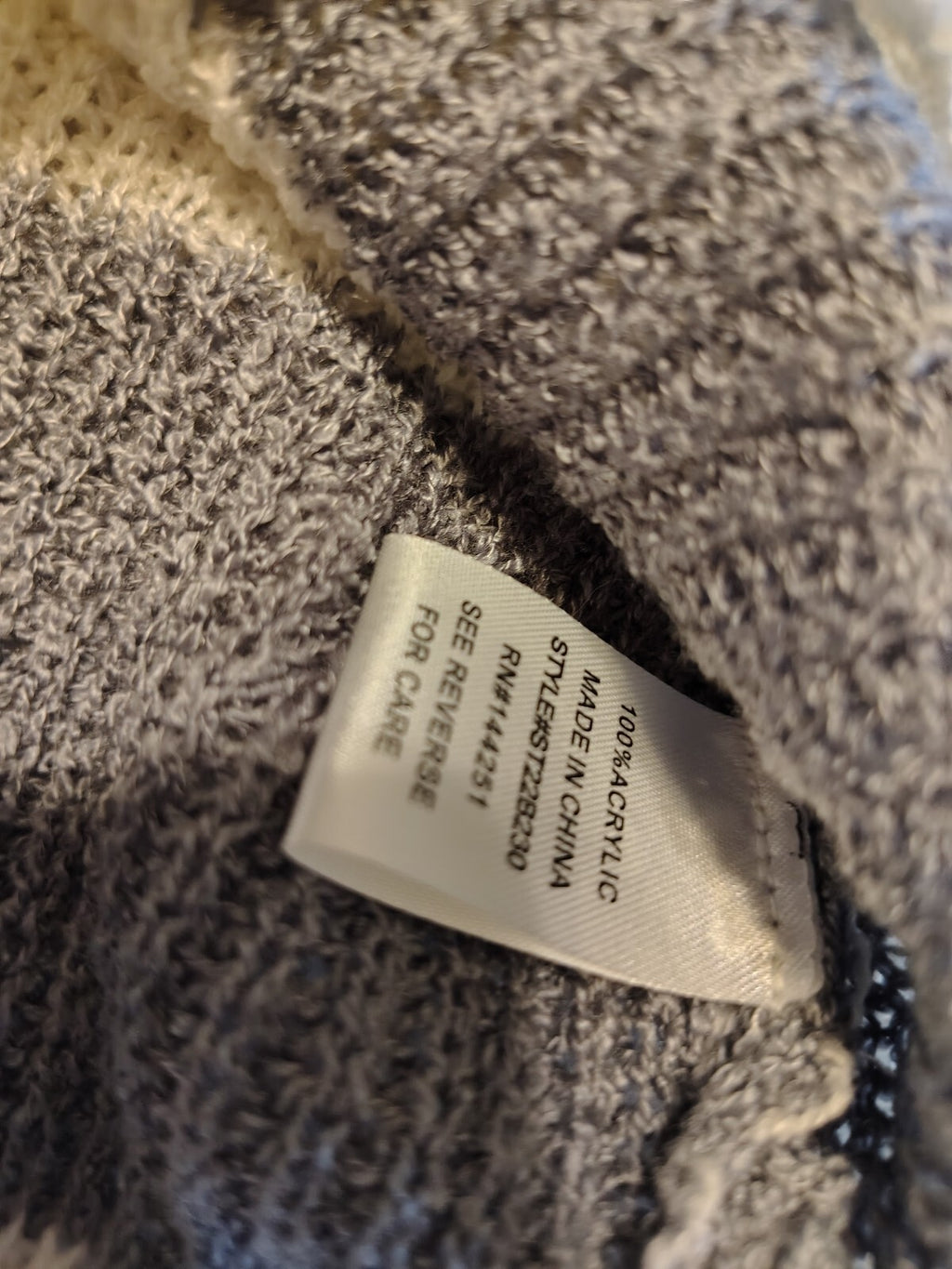 C&C California Women's Size Small Crew Neck Sweater Striped