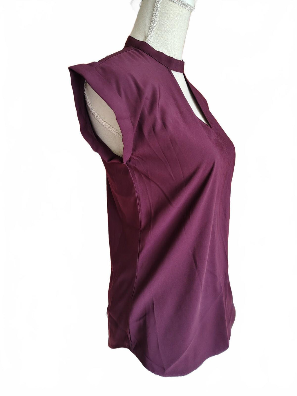 Express Women's Plum Purple Cap Sleeve Keyhole Blouse XS