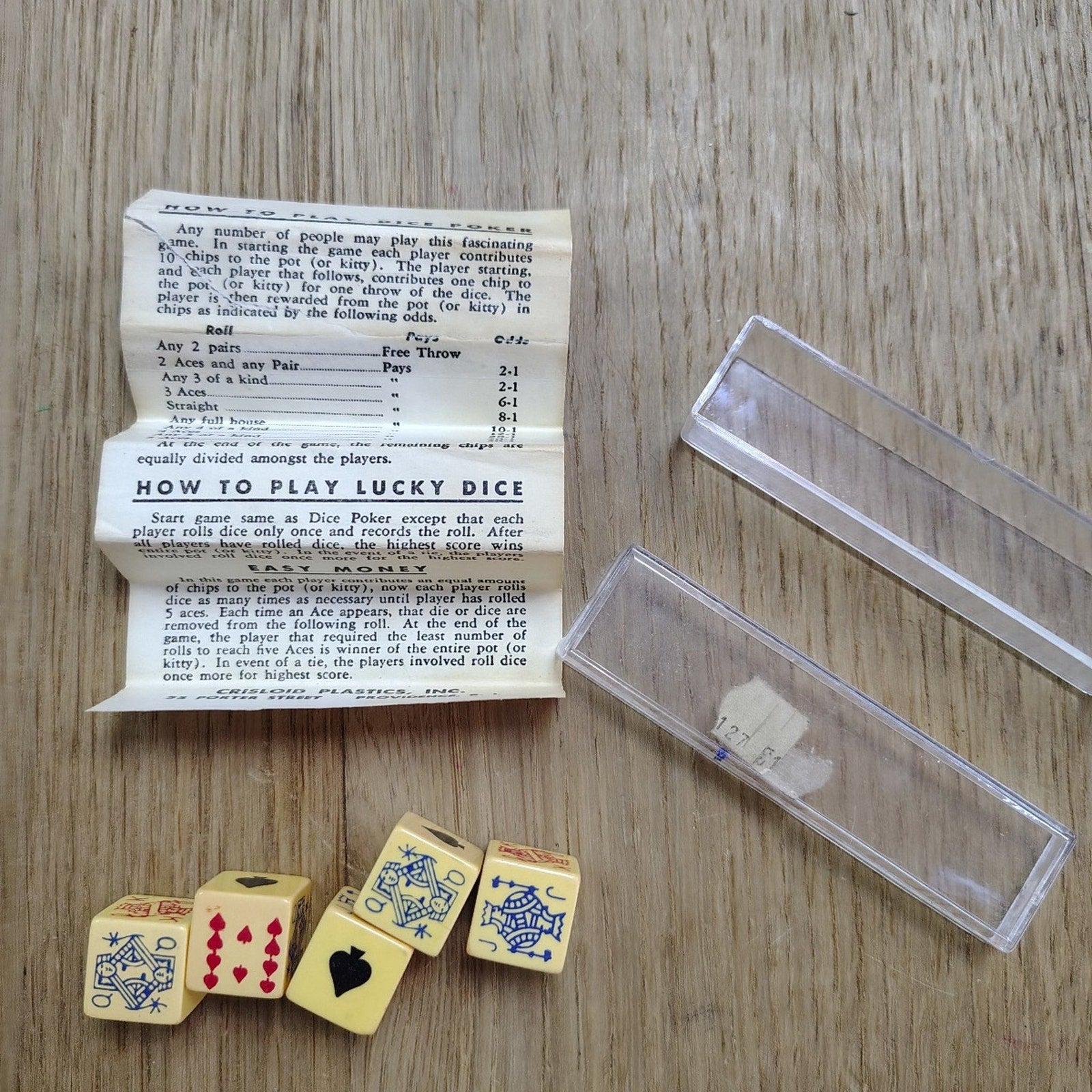 Vintage Crisloid POKER LUCKY 5 DICE* POCKET GAME ORIGINAL CASE and Instructions