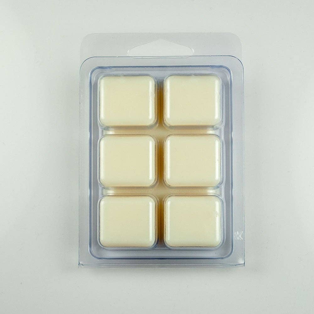 Game Master Dice - Bard's Blessing Gaming Candle