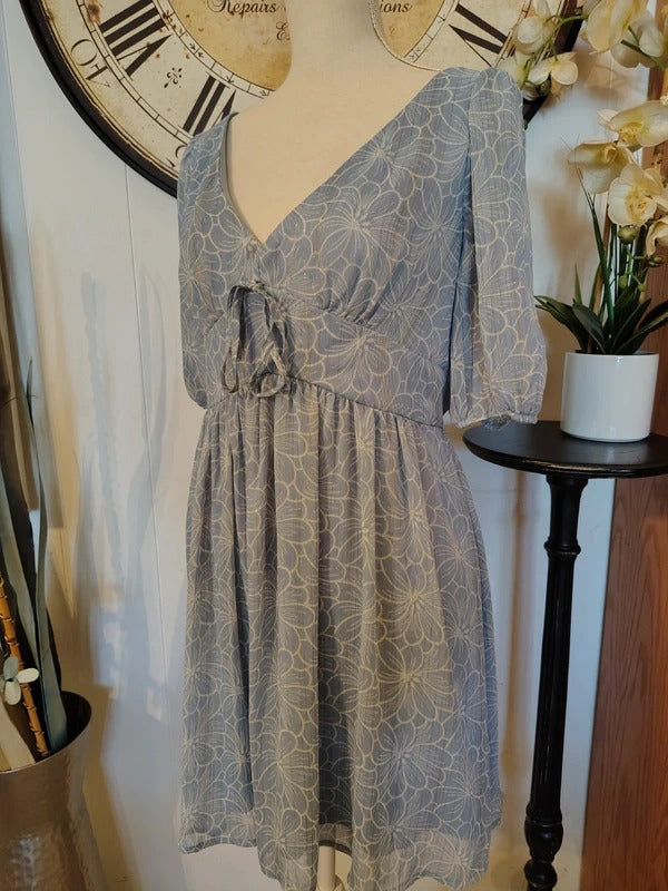 City Triangles Blue Floral Gold Thread Dress Size L