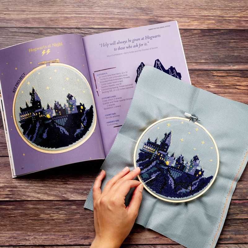 Simon & Schuster - Harry Potter Cross-Stitch by Editors of Thunder Bay Press