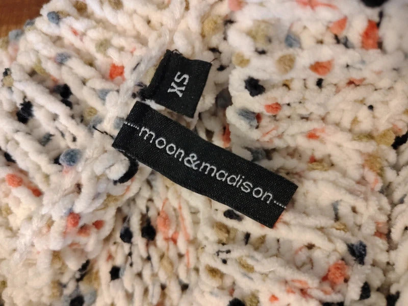 Moon & Madison Speckled Knit Sweater XS Cream Multicolor