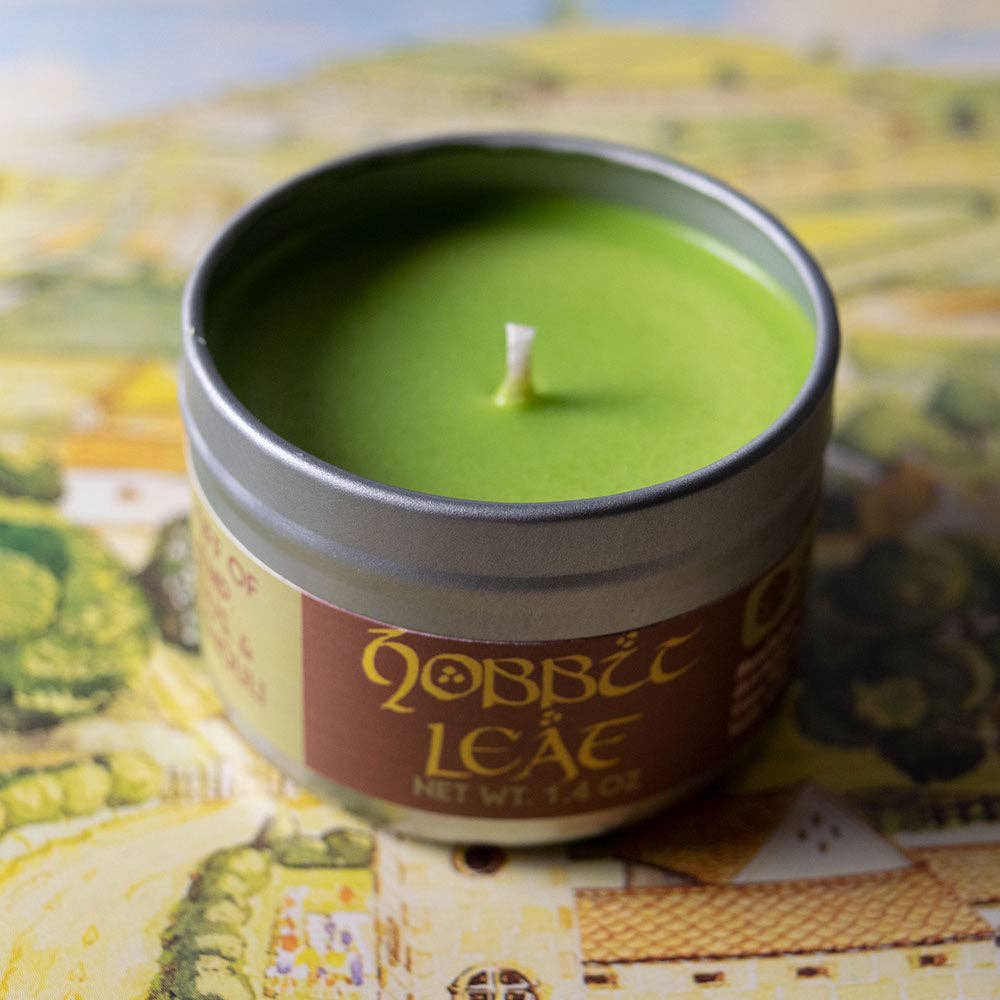 Game Master Dice - Hobbit Leaf Gaming Candle